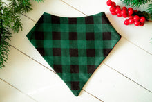 Load image into Gallery viewer, Buffalo Winter Bandana
