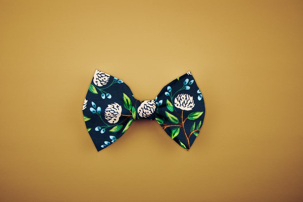 Peony Bow Tie- Navy Blue